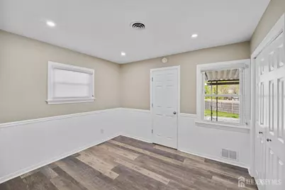 49 Louis Avenue, Middlesex, NJ 08846 - Photo 10