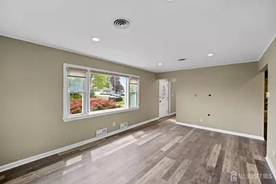 49 Louis Avenue, Middlesex, NJ 08846 - Photo 4