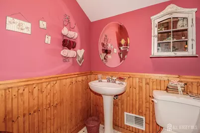 26 W Cliff Road, Colonia, NJ 07067 - Photo 26