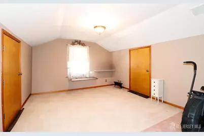 26 W Cliff Road, Colonia, NJ 07067 - Photo 28