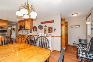 26 W Cliff Rd, Colonia, NJ 07067 - Photo 16