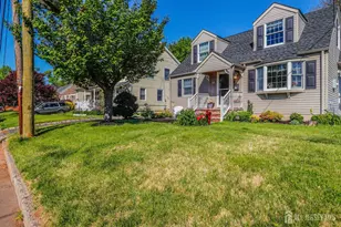 26 W Cliff Rd, Colonia, NJ 07067 - Photo 34