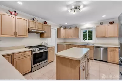14 Hancock Court, Plainsboro Township, NJ 08536 - Photo 18
