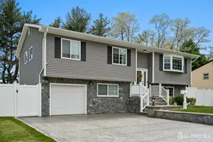 36 Colin Dr, South River, NJ 08882 - Photo 4