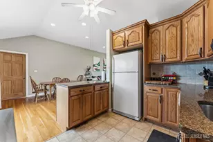 [Address not provided], Piscataway Township, NJ 08854 - Photo 8