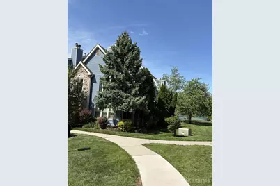 316 Cozzens Court, East Brunswick Township, NJ 08816 - Photo 2