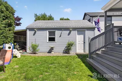 49 S 2nd Street S, Fords, NJ 08863 - Photo 10