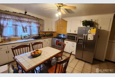 1610 West Seventh Street, Piscataway Township, NJ 08854 - Photo 4