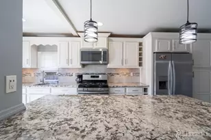 25 Reid St, Sayreville, NJ 08872 - Photo 38