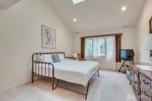 73 Chatsworth Ct, Edison, NJ 08820 - Photo 22
