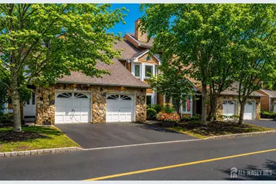 73 Chatsworth Court, Edison, NJ 08820 - Photo 1