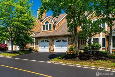 73 Chatsworth Court, Edison, NJ 08820 - Photo 2