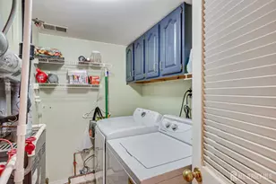 73 Chatsworth Ct, Edison, NJ 08820 - Photo 16