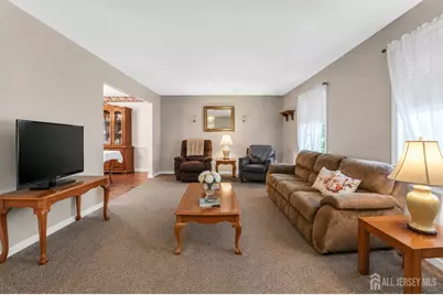 10 Remington Drive, Edison, NJ 08820 - Photo 6