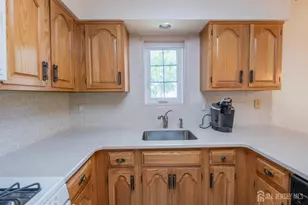 21 Rutland Ln, Monroe Township, NJ 08831 - Photo 26