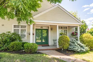 21 Rutland Ln, Monroe Township, NJ 08831 - Photo 2