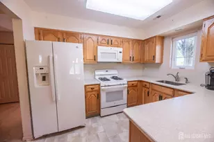 21 Rutland Ln, Monroe Township, NJ 08831 - Photo 14