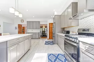 343 McKinley Ave, Edison, NJ 08820 - Photo 16