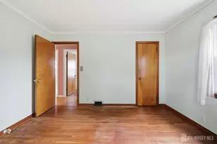 221 W Prospect St, South Bound Brook, NJ 08880 - Photo 20