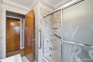 221 W Prospect St, South Bound Brook, NJ 08880 - Photo 22