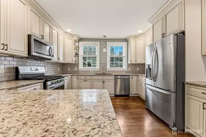 420 Mountainview Terrace, Dunellen, NJ 08812 - Photo 14