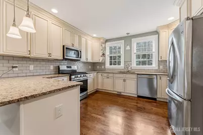 420 Mountainview Terrace, Dunellen, NJ 08812 - Photo 12