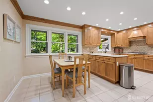 15 Heritage Ln, Scotch Plains Township, NJ 07076 - Photo 8