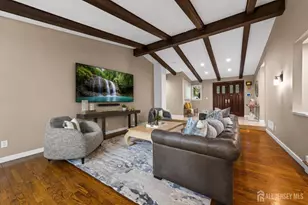 15 Heritage Ln, Scotch Plains Township, NJ 07076 - Photo 4