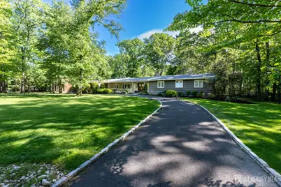 15 Heritage Lane, Scotch Plains Township, NJ 07076 - Photo 2