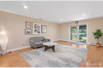 16 Cutter Avenue, Edison, NJ 08820 - Photo 2