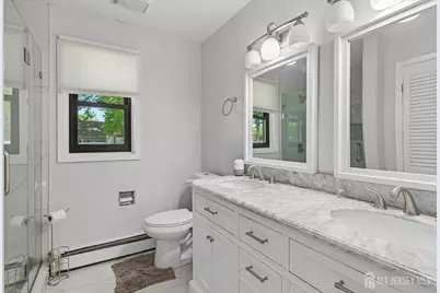 16 Cutter Avenue, Edison, NJ 08820 - Photo 12