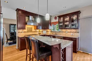 10 Beacon Pl, Old Bridge Township, NJ 08857 - Photo 24