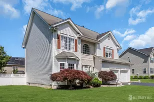 10 Beacon Pl, Old Bridge Township, NJ 08857 - Photo 2
