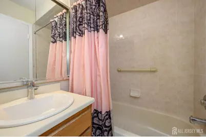 7 Carriage Place, Edison, NJ 08820 - Photo 16