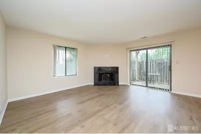 7 Carriage Place, Edison, NJ 08820 - Photo 8