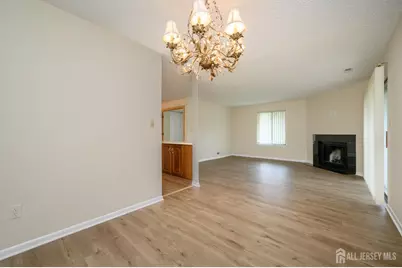 7 Carriage Place, Edison, NJ 08820 - Photo 6