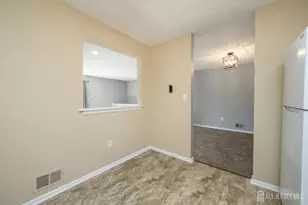913 Timberbrooke Dr, Bedminster Township, NJ 07921 - Photo 12