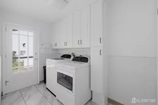 57 Livingston Ave, Edison, NJ 08820 - Photo 20