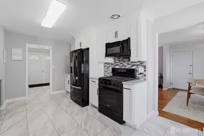 57 Livingston Avenue, Edison, NJ 08820 - Photo 8