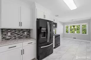 57 Livingston Ave, Edison, NJ 08820 - Photo 10