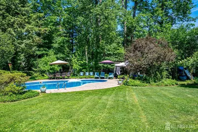 9 Clive Hills Road, Edison, NJ 08820 - Photo 34