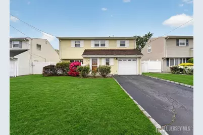 95 Pine Street, Iselin, NJ 08830 - Photo 2