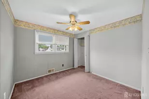 95 Pine St, Iselin, NJ 08830 - Photo 20
