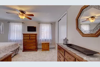 25 Lake Avenue, Helmetta, NJ 08828 - Photo 30