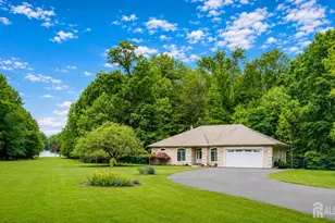 93 Sand Hills Rd, South Brunswick Township, NJ 08824 - Photo 2