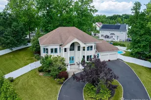 376 Morristown Rd, Old Bridge Township, NJ 07747 - Photo 6