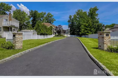 376 Morristown Road, Old Bridge Township, NJ 07747 - Photo 8