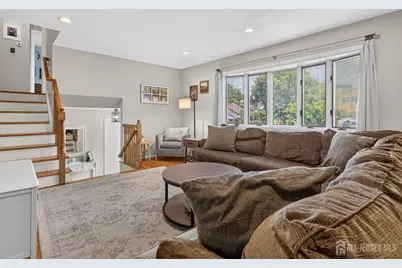38 Bruce Court, Milltown, NJ 08850 - Photo 4