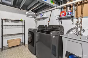 38 Bruce Ct, Milltown, NJ 08850 - Photo 20
