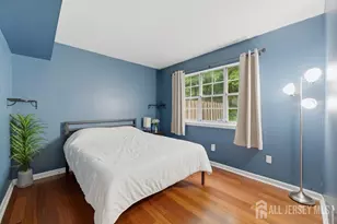 5 Chamberlain Ct, Old Bridge Township, NJ 08857 - Photo 20